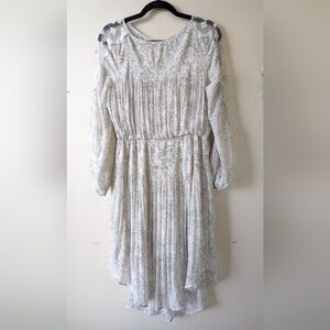URBAN OUTFITTERS Cottagecore Flowy Cream Floral Dress, Lace Sleeves, size S